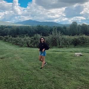 Meet your Posher, Catherine